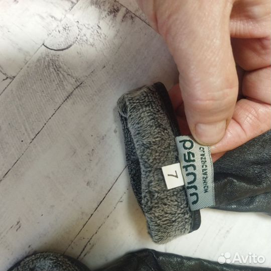 Перчатки кожаные женские 7