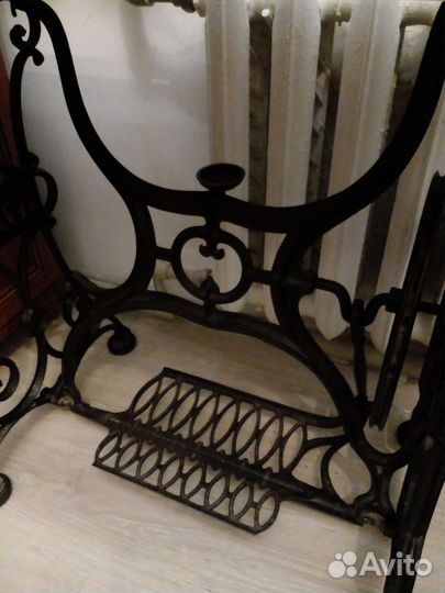 Чугунная станина pfaff