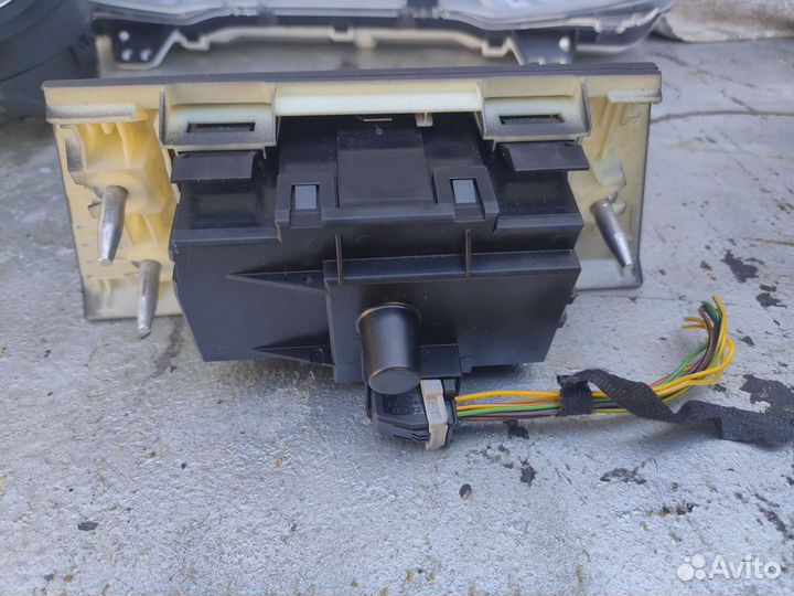 Блок управления светом бмв Е90