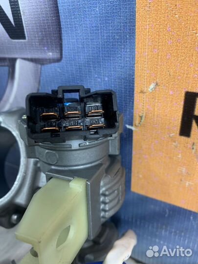 Замок зажигания Hyundai solaris 2