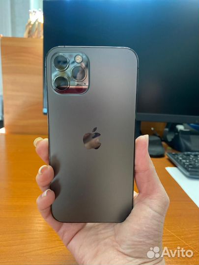 iPhone 12 Pro, 256 ГБ