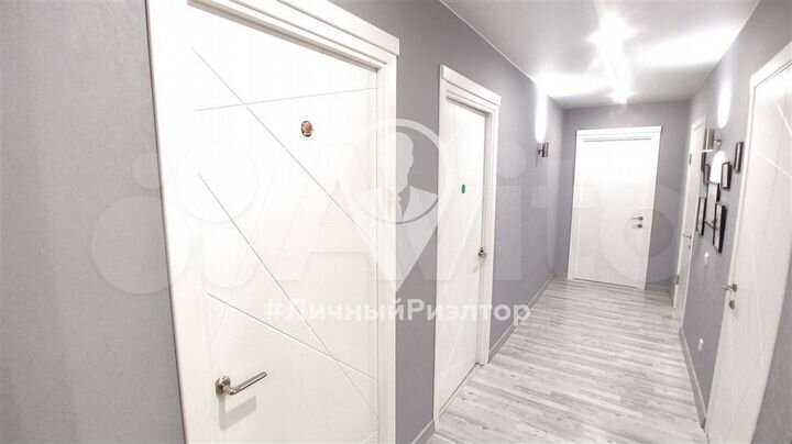 3-к. квартира, 93 м², 12/22 эт.