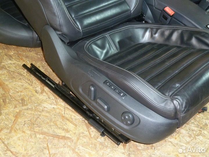 Кожаные сиденья Volkswagen Passat CC (B6)