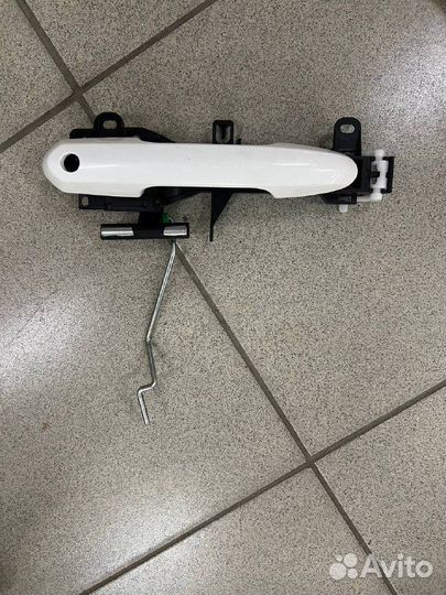 Ручка двери передняя левая Toyota Rav 4 50