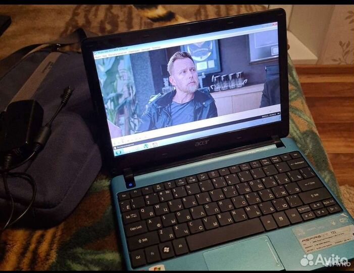 Нетбук Acer aspire one