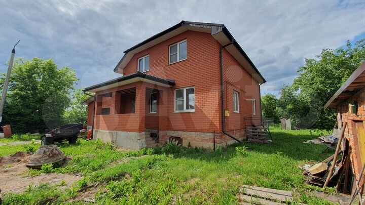 Коттедж 207 м² на участке 8,5 сот.