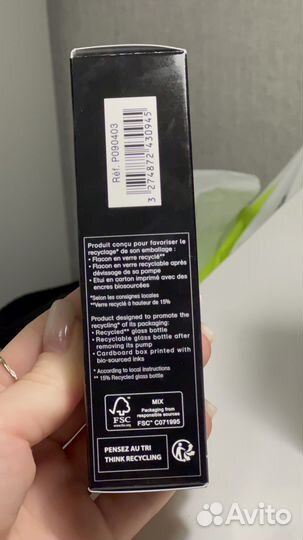 Тональный крем Givenchy 1w100