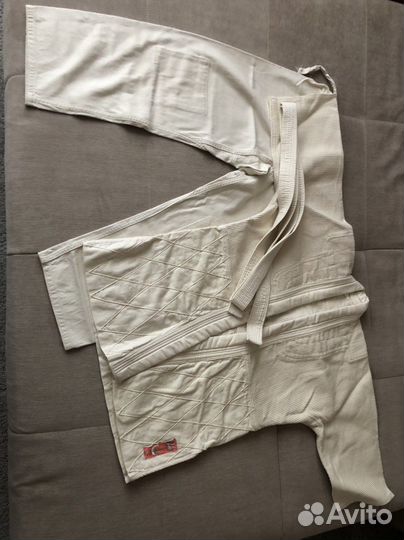 Спортивная одежда для борьбы, кимоно