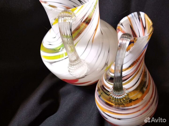 Кувшины цветное стекло 2шт