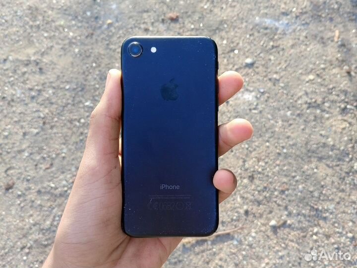 iPhone 7, 32 ГБ