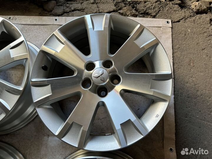 Оригинальные диски R18 5x114.3 Mitsubishi