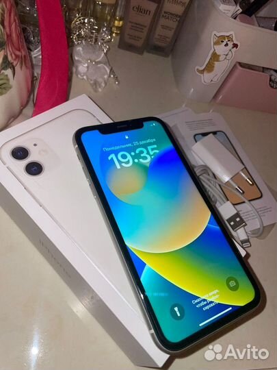 iPhone 11, 128 ГБ