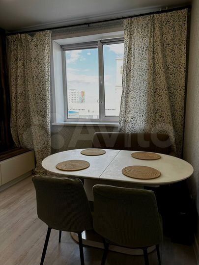 2-к. квартира, 57 м², 3/5 эт.