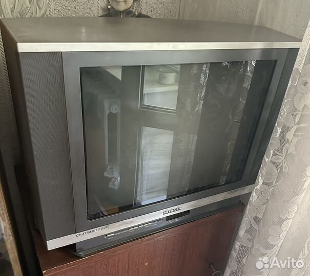 Телевизор Hitachi