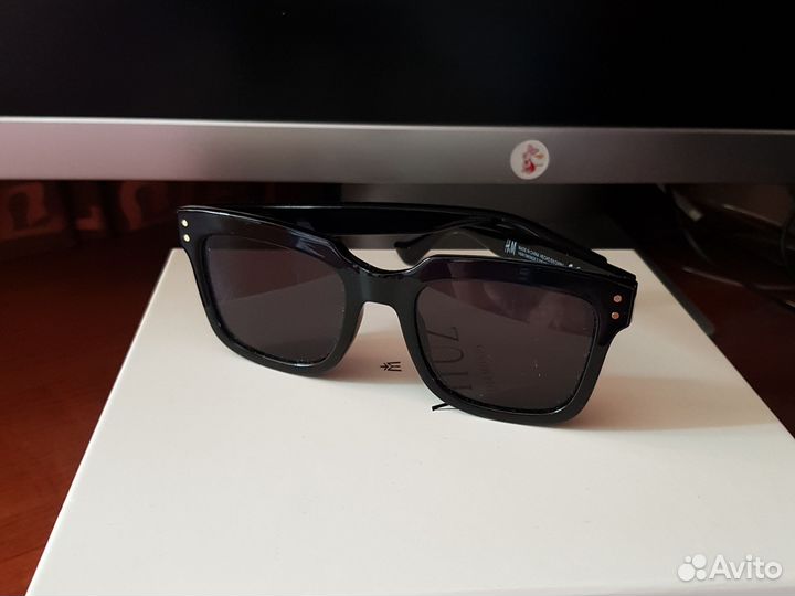 Солнцезащитные очки женские