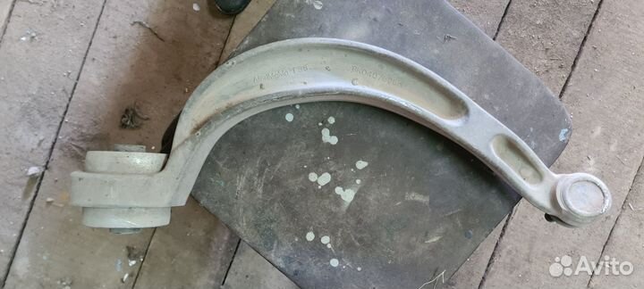 Рычаг передний нижний на audi a6c7