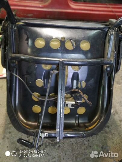 Сиденья передние vento