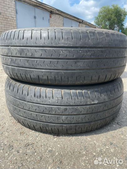 Nexen Roadian CT8 215/65 R17