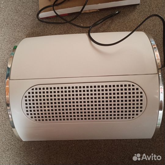 Продам пылесос маникюрный