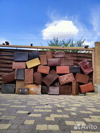 Чемоданы СССР в Аренду