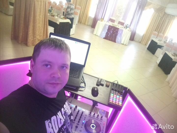 DJ с аппаратурой на любой праздник