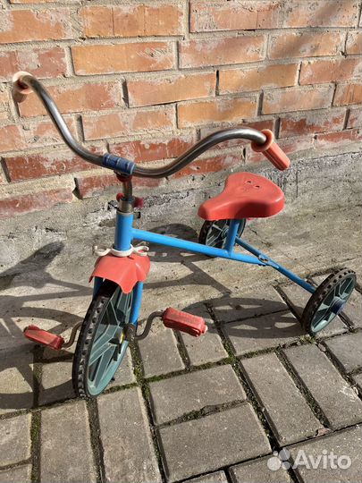 Детский трехколесный велосипед