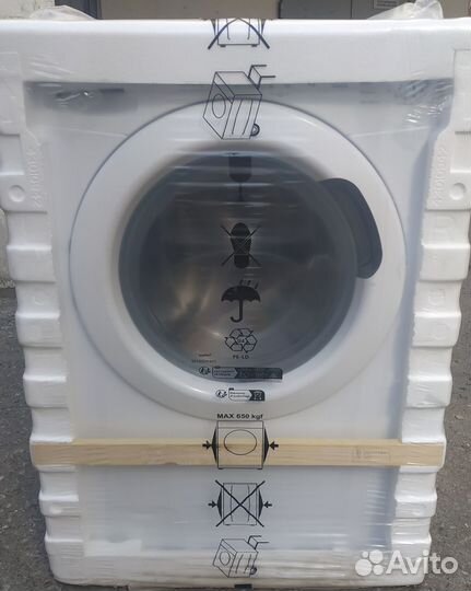 Стиральная машина Новая 5кг узкая Candy CS34