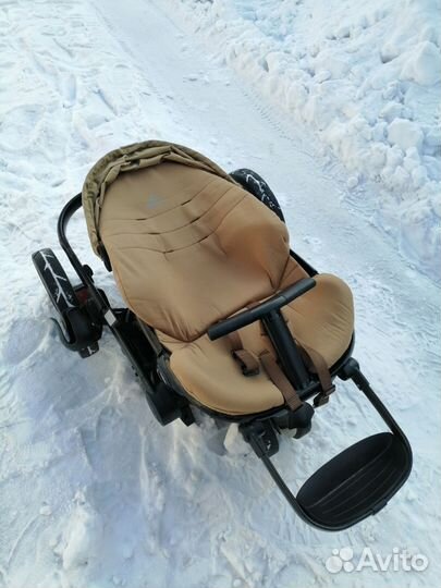 Коляска 3 в 1 Quinny Moodd