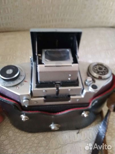 Зеркальный фотоаппарат EXA 1A