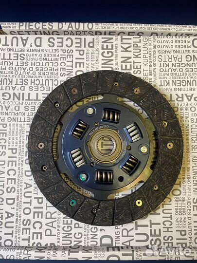 Комплект сцепления Renault 302050901R