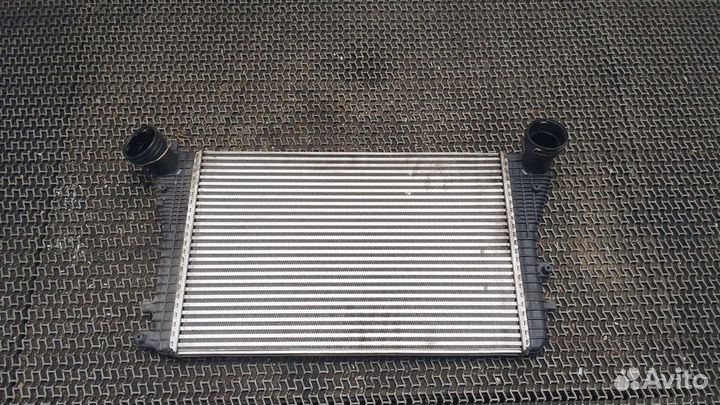 Радиатор интеркулера Volkswagen Tiguan, 2012