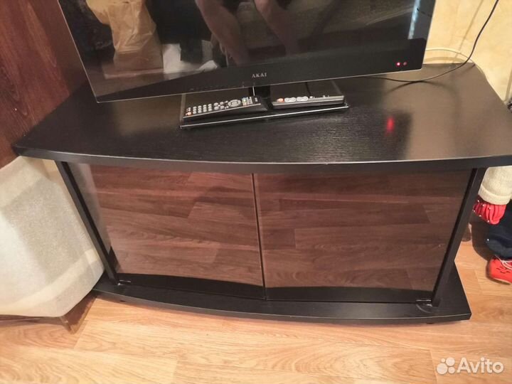 Тумба под телевизор