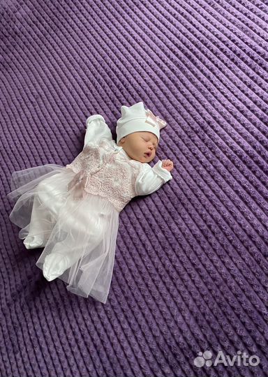 Комплект на выписку для девочки