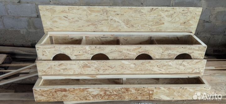 Гнездо для кур с яйцесборником