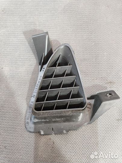 Дефлектор воздуховод правый Mitsubishi Lancer. Б/у