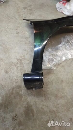 Крыло переднее чёрное Honda accord 8