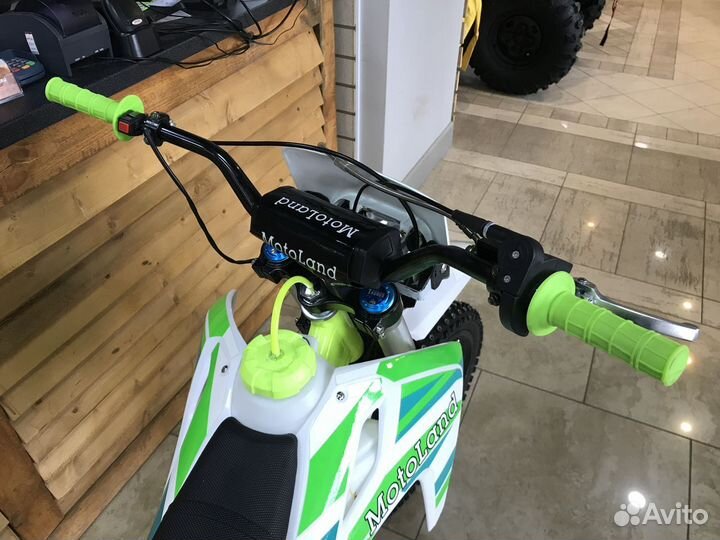 Питбайк Motoland TCX125Е зеленый