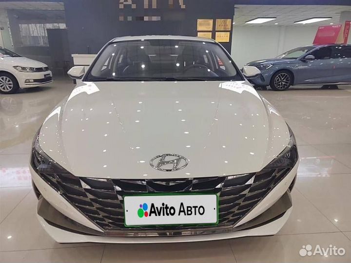 Hyundai Elantra 1.5 CVT, 2022, 29 000 км