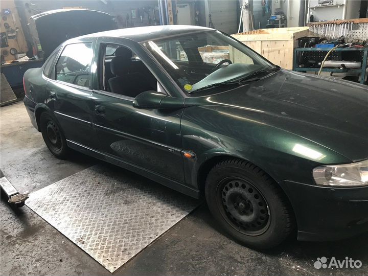 Разбор на запчасти Opel Vectra B
