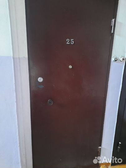 Дверь входная б/у