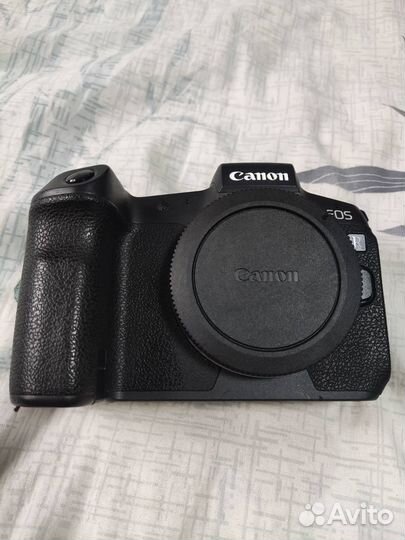 Canon EOS R