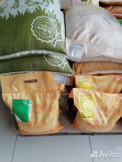 Полнорационные корма для сельхоз птицы, зерносмеси