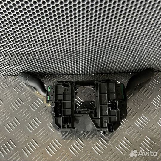 Переключатель подрулевой Ford Explorer 5 V