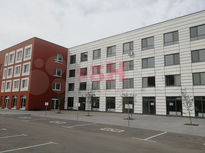 Торговый стрит-ритейл, тмн