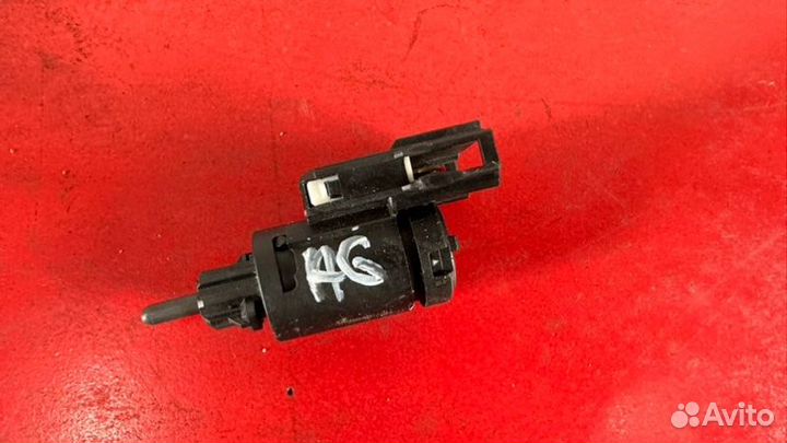 Датчик педали тормоза Audi A6 C6 2.0 BRE TDI 2006