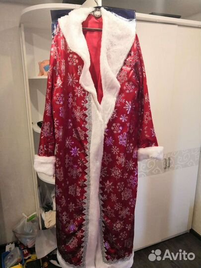 Новогодние костюмы деда мороза и снегурочки