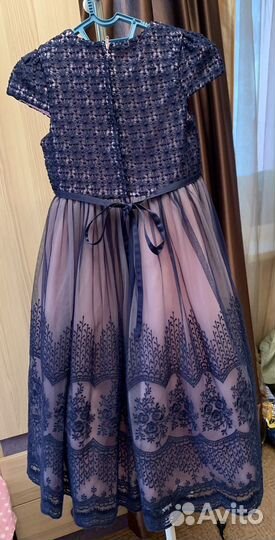 Нарядное платье