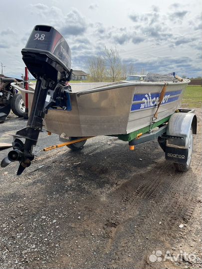 Лодка Салют 360 с мотором Tohatsu 9.8