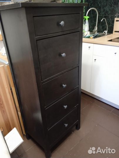 Комод Икеа хемнэс