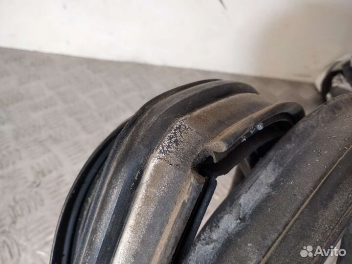 Уплотнитель багажника Suzuki SX4 седан